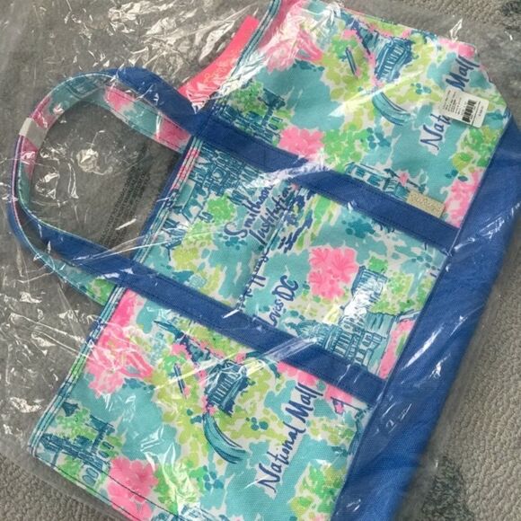 Lilly Loves DC Mercato Tote - Picture 7 of 13